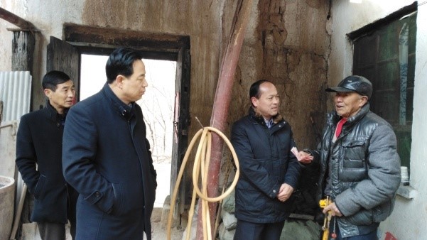 省儲備糧到“兩聯一包”扶貧點慰問幫扶村困難群眾